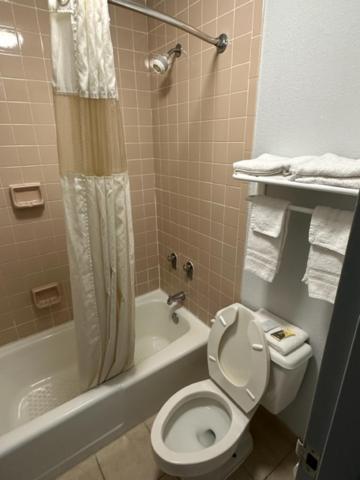 Homelodge Ньюнен Экстерьер фото